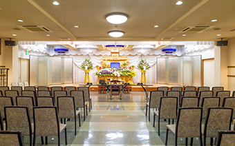 大ホール（130席・最大200名収容）